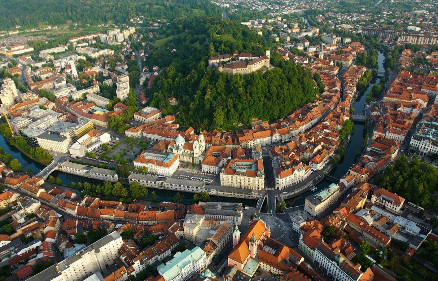 Little Plaza City Centre Любляна Екстер'єр фото